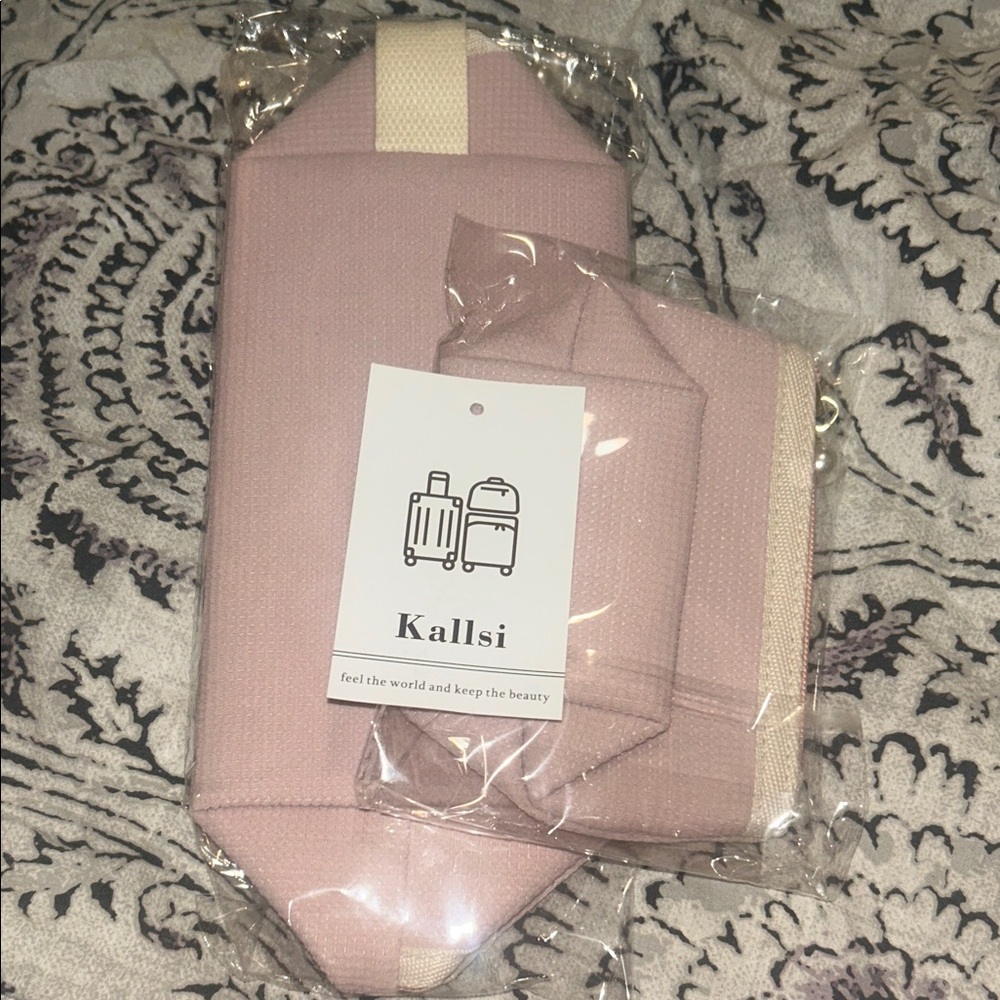 🩵3/$18🩵 New Makeup Pouches Bag Pink Travel Organizer Set